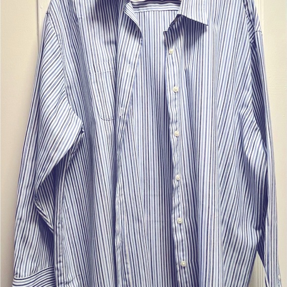 Van Heusen business dress shirt in white with a blue Bundle for more savings - Picture 3 of 6